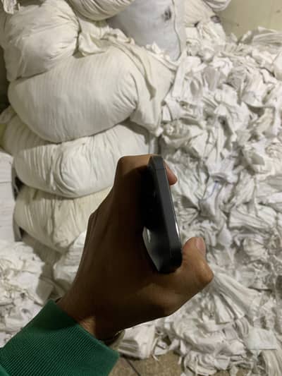 12 pro max all ok lcd change baki all ok urgant sale 128gb jv