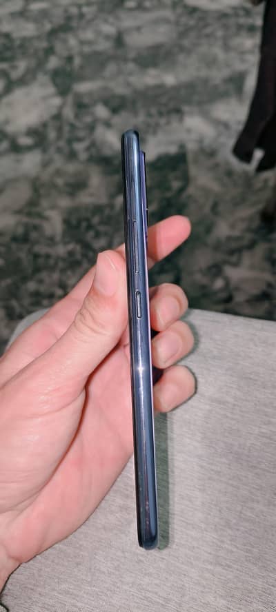 vivo V21e 10 by 9