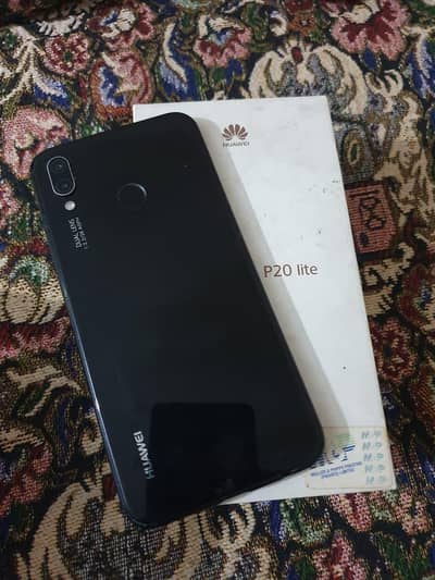 Huawei p20 lite with box