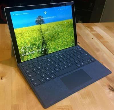 Microsoft Surface pro 5 Corei5 7th Generation 8GB/256GB