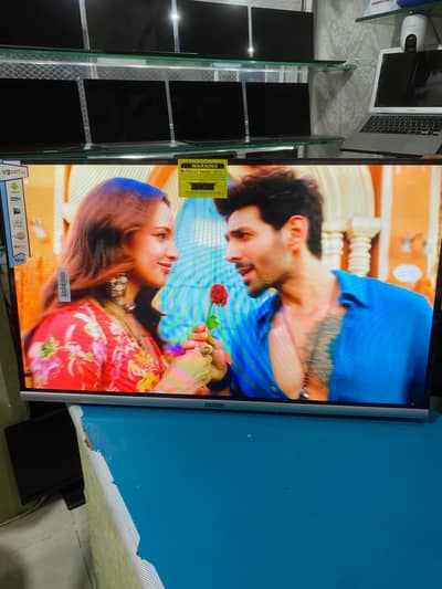 Sky Wall 32” Smart LED – Android Full HD