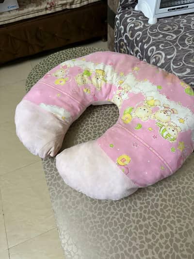 feeding pillow 2