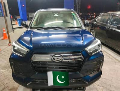 Daihatsu Rocky  metallic blue 1 owner totally genuine03214163446