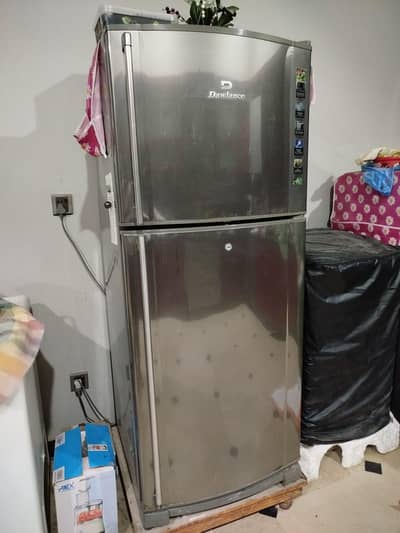 Dawlance 15 Cubic feet Refrigerator geniune condition
