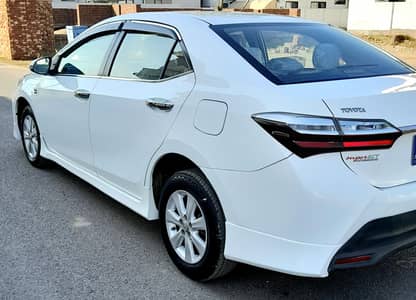 Toyota Altis Auto Model 2017 brand new car.