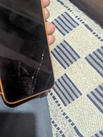 I phone xr convert  17 pro max  front glass brack ha