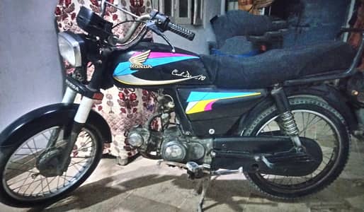 Honda 70cc 2001 model hydrabad only call 03188308655
