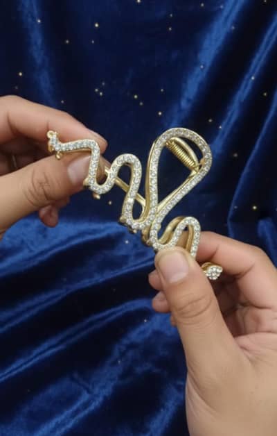 Luxury Rhinestone Snake Shape Hair Claw Clip - Golden luxury