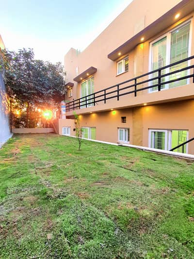 Luxury 8 Marla House With Extra Land