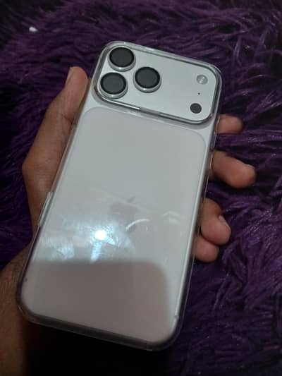 Iphone 17 pro max White 256gb.