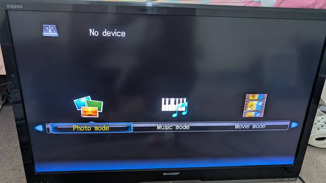 Sharp Aquos 32 inch 0