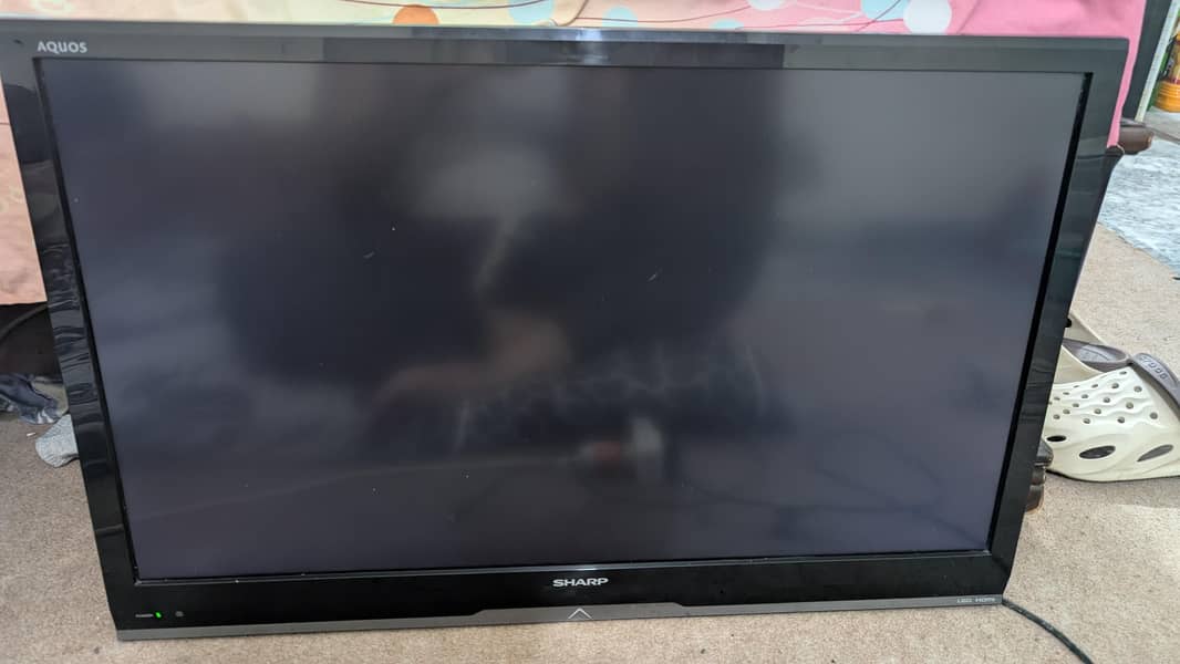 Sharp Aquos 32 inch 1