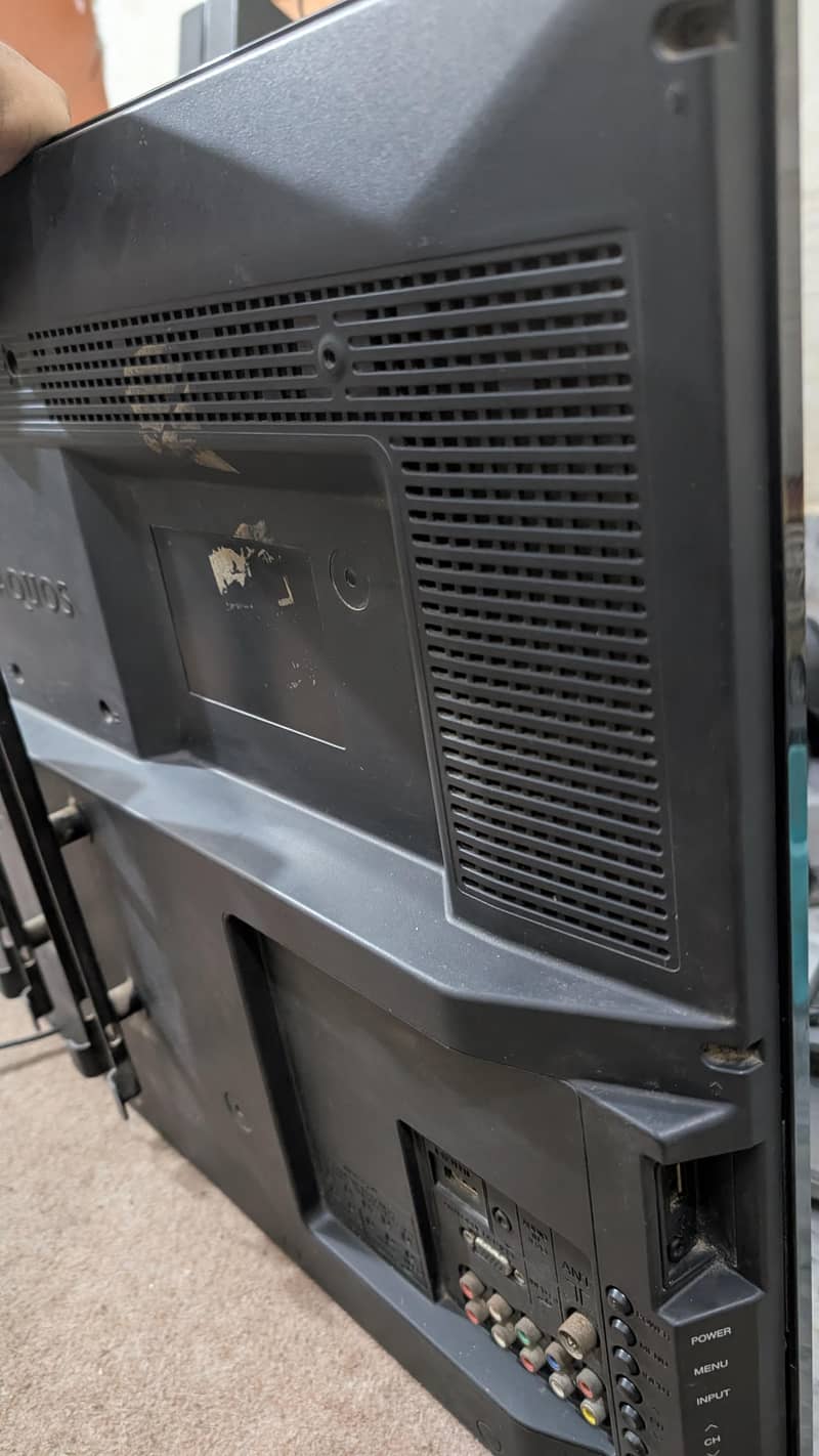 Sharp Aquos 32 inch 5