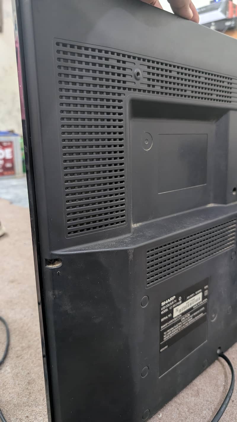 Sharp Aquos 32 inch 6