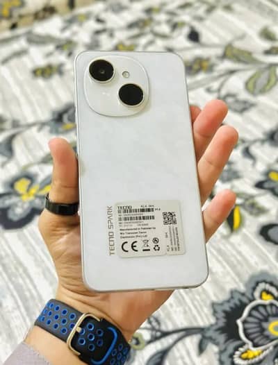 Tecno Spark Go 1