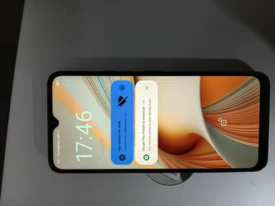 G3 plus 4/128 gb good condition