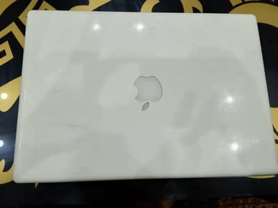 MacBook condition 10/9