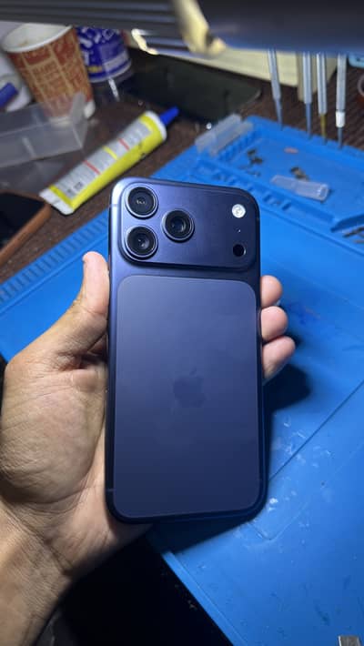 17 pro max original body.