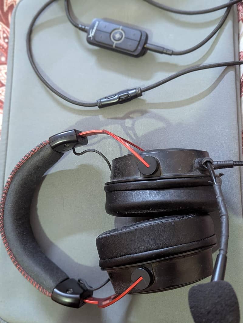 HyperX Cloud Alpha – Good Working Condition 2