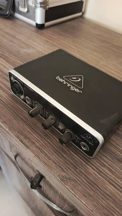 Audio Interface Behringer U-PHORIA UMC22 2×2 USB Audio Interface