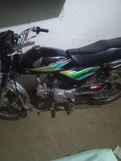 Honda C70 2013 model for sale All documents