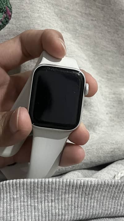 Apple watch SE (2nd generation)