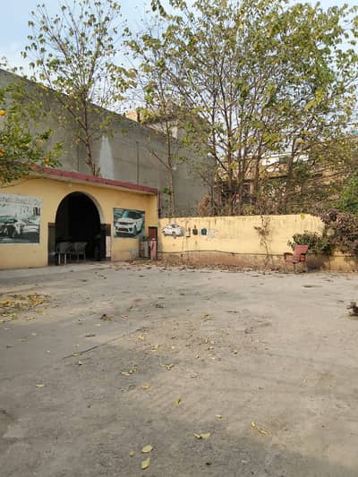 12 marla big hall for rent