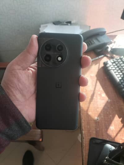 One Plus 11 5g (16-256)