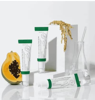 Dark Spot Correcting Glow Serum imported (buy 2 for 2000)