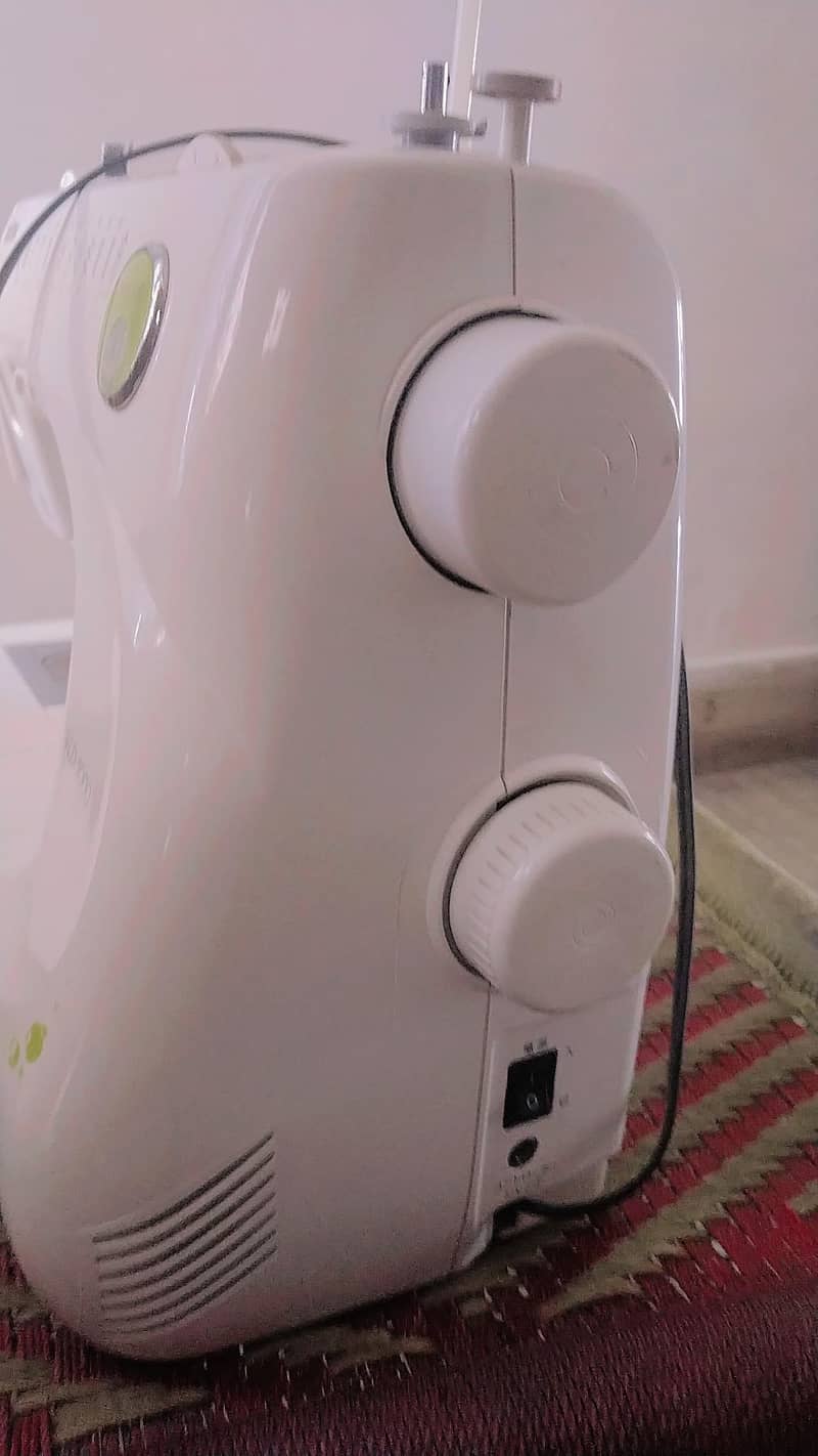 Electronic Sewing Machine 2