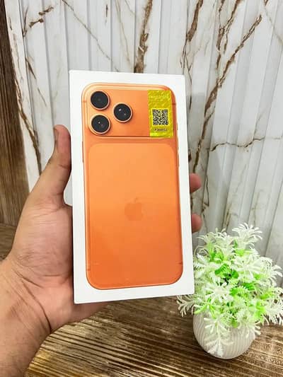 Iphone 17 Pro max-Cosmic Orange