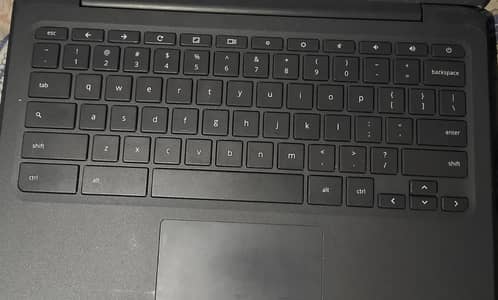 Chrome OS 4Gb RAM 32gb Memorie condition 10/8