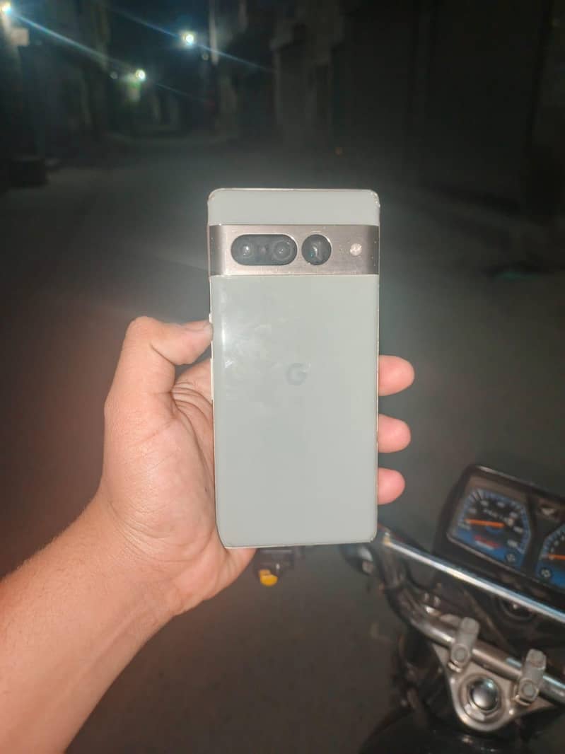 Google pixel 7 pro 0