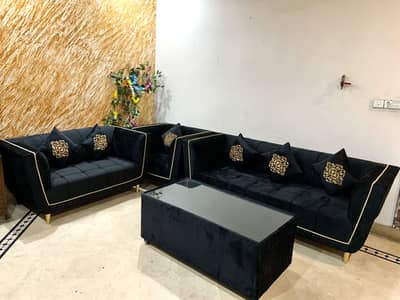 6 seater’s sofa set and tabel sale in fsd