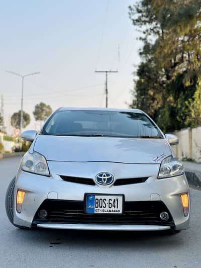 Toyota Prius 2012- 2016 Import 1.8 Urgent sell