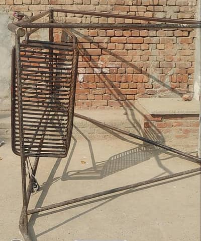 pure iron jhula 62 kg