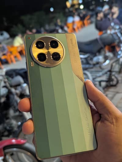 Tecno Camon 30 8/256