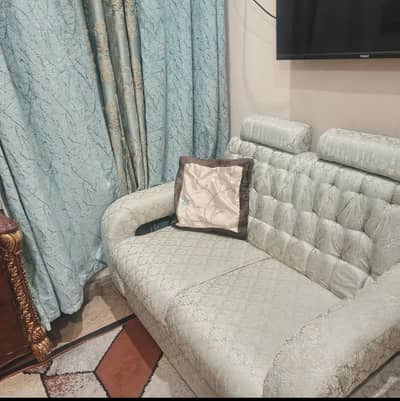 7 seater sofa set brand new  condition 9.5/10