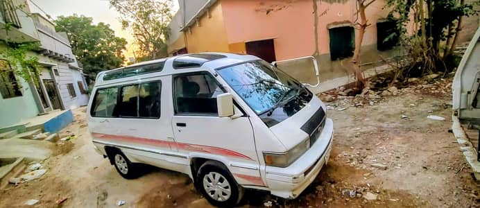 Toyota town ace for pick and drop & long routes available
