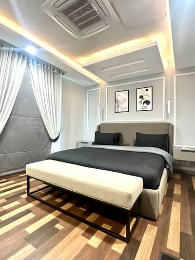 2 Bedrooms Luxury Furnished Apartment is Available For Rent in Bahria Town Lahore