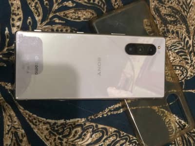 Sony Xperia 5 mark 2 6gb 64gb official PTA approved 10 by 10 condition