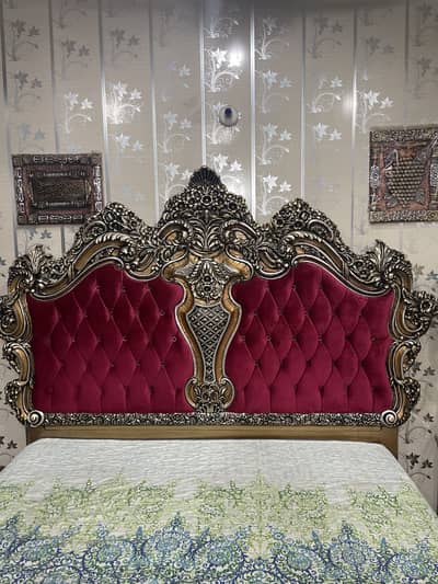 Chinoiti bed set for sale
