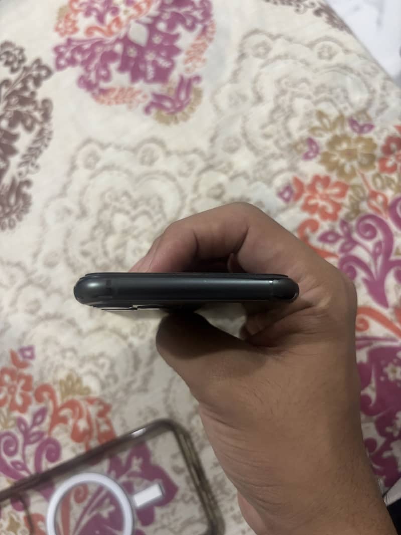 iPhone 11rpro 2