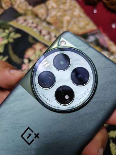 Brand new oneplus 12 16gb 512gb non active available Sabzazar lahore