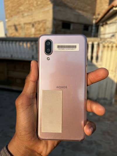 AQUOS SENSE 3 PLUS 6 128GB