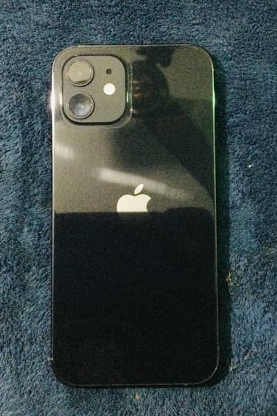 IPHONE 12 water pack 10/10