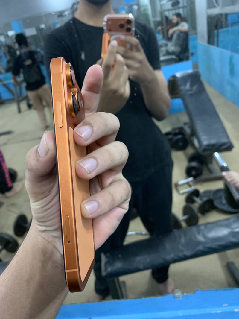 IPHONE 17 PRO CONVERTED 3