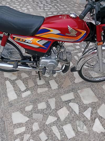 Honda CD 70 2025
