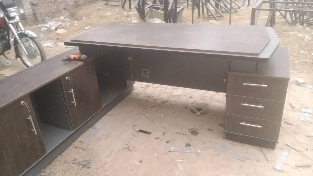 executive office table Boss table 7