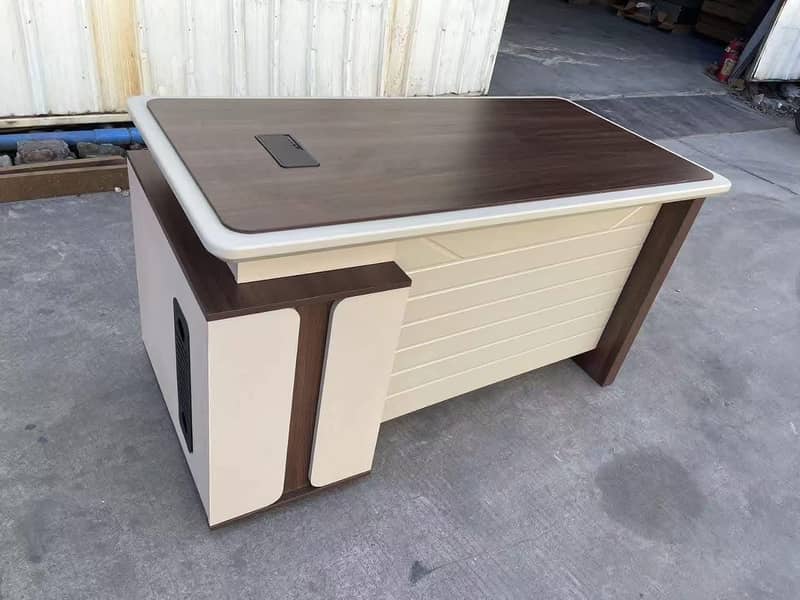 executive office table Boss table 17